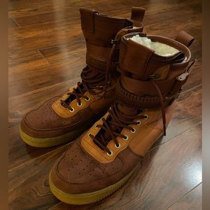 Nike SF Air Force 1 Premium Dark Russet Size 11.5